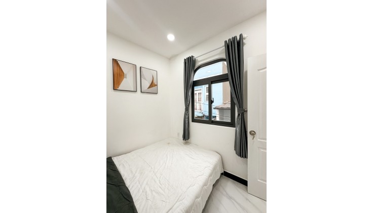 Bán Nhà Nguyễn Thái Sơn 30m2, 2 Tầng, 2PN, Nhà Mới Ở Ngay Hơn 3 Tỉ
